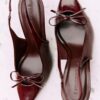 Absatzschuhe mit Schleife
