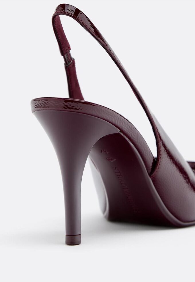 Absatzschuhe mit Schleife