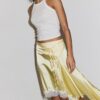Asymmetrischer Midirock aus Satin Asymmetrischer Midirock aus Satin