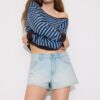 Asymmetrischer Strickpullover Asymmetrischer Strickpullover