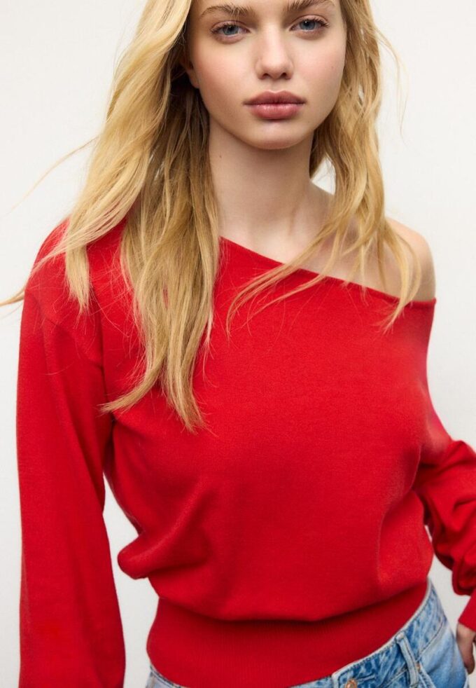 Asymmetrischer Strickpullover Asymmetrischer Strickpullover