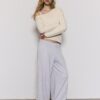 Asymmetrischer Strickpullover Asymmetrischer Strickpullover