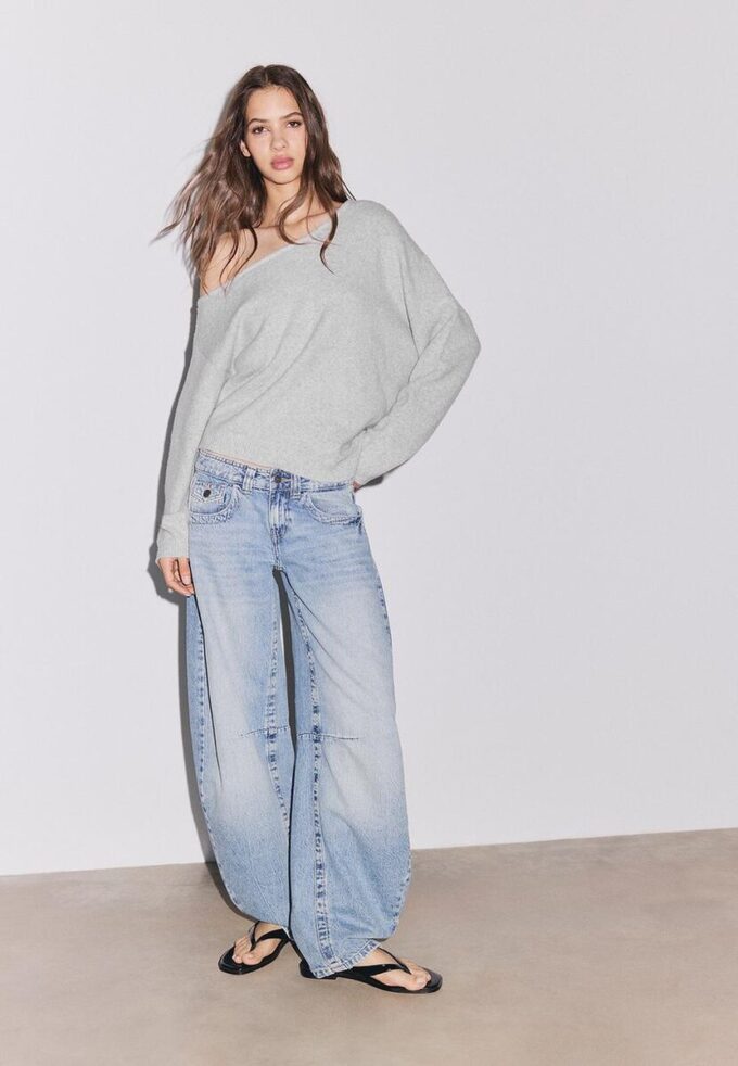 Asymmetrischer Strickpullover Asymmetrischer Strickpullover