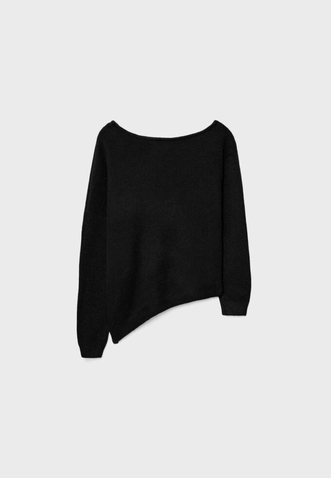 Asymmetrischer Strickpullover Asymmetrischer Strickpullover