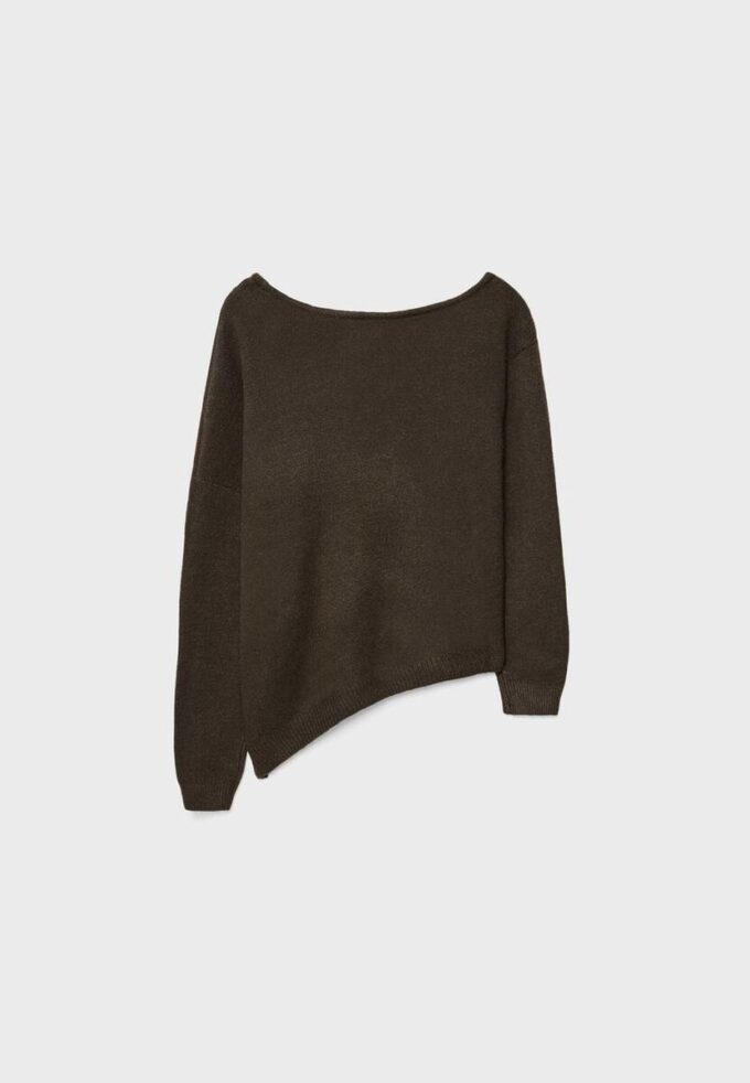 Asymmetrischer Strickpullover Asymmetrischer Strickpullover