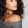Asymmetrisches T-Shirt mit gerafftem Detail Asymmetrisches T-Shirt mit gerafftem Detail