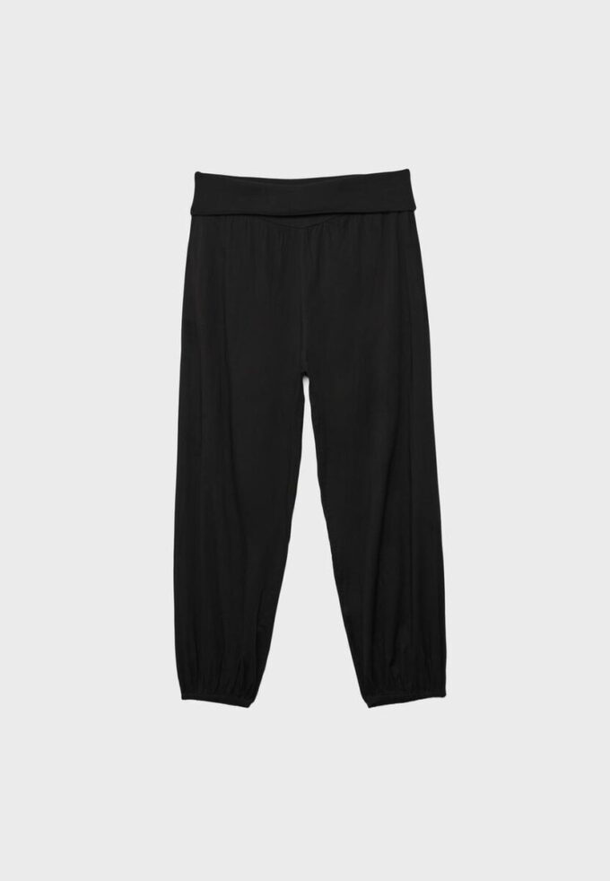 Ballonhose mit umgeschlagenem Bund Ballonhose mit umgeschlagenem Bund