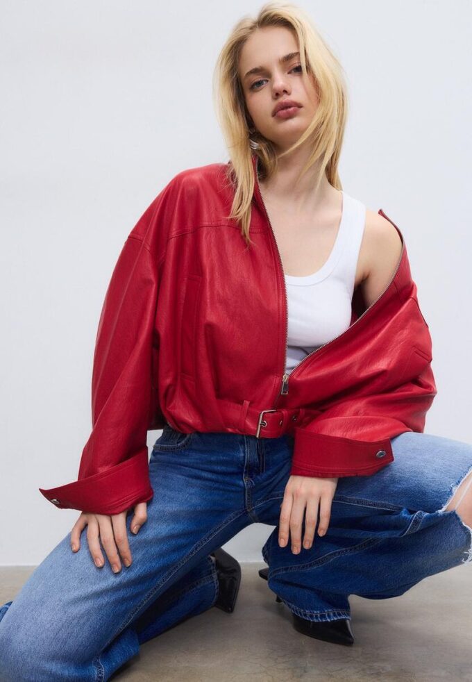 Ballonjacke in Lederoptik mit Gürteldetail