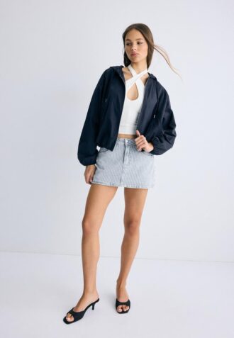 Basics-Kapuzenjacke aus Nylon