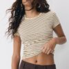Basics Slim Fit gestreiftes T-Shirt