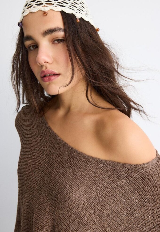 Basics-Strickpullover im Cape-Stil