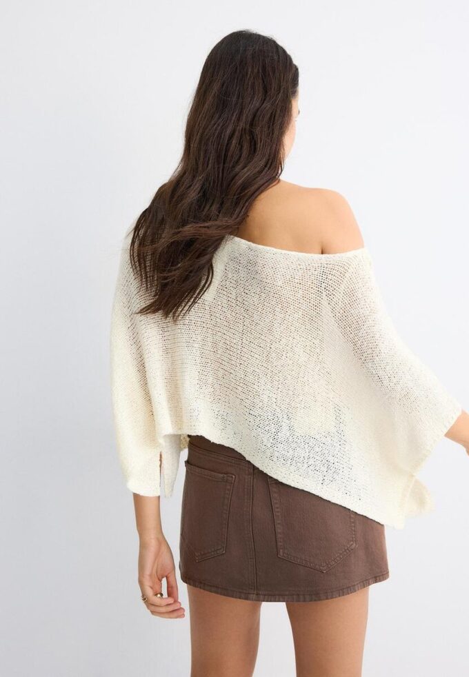 Basics-Strickpullover im Cape-Stil
