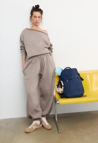 Basics-Sweatshirt mit schulterfreiem Ausschnitt
