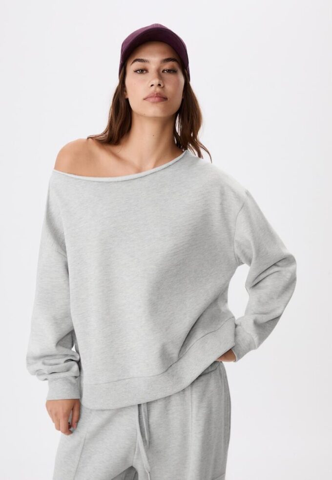 Basics-Sweatshirt mit schulterfreiem Ausschnitt Basics-Sweatshirt mit schulterfreiem Ausschnitt