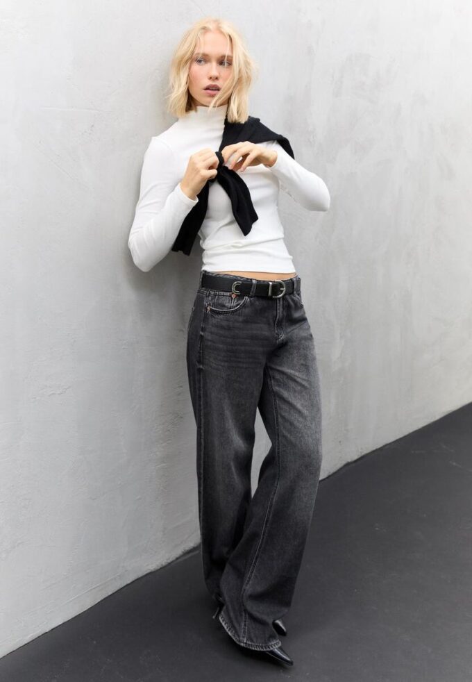 Basics T-Shirt mit hohem Kragen