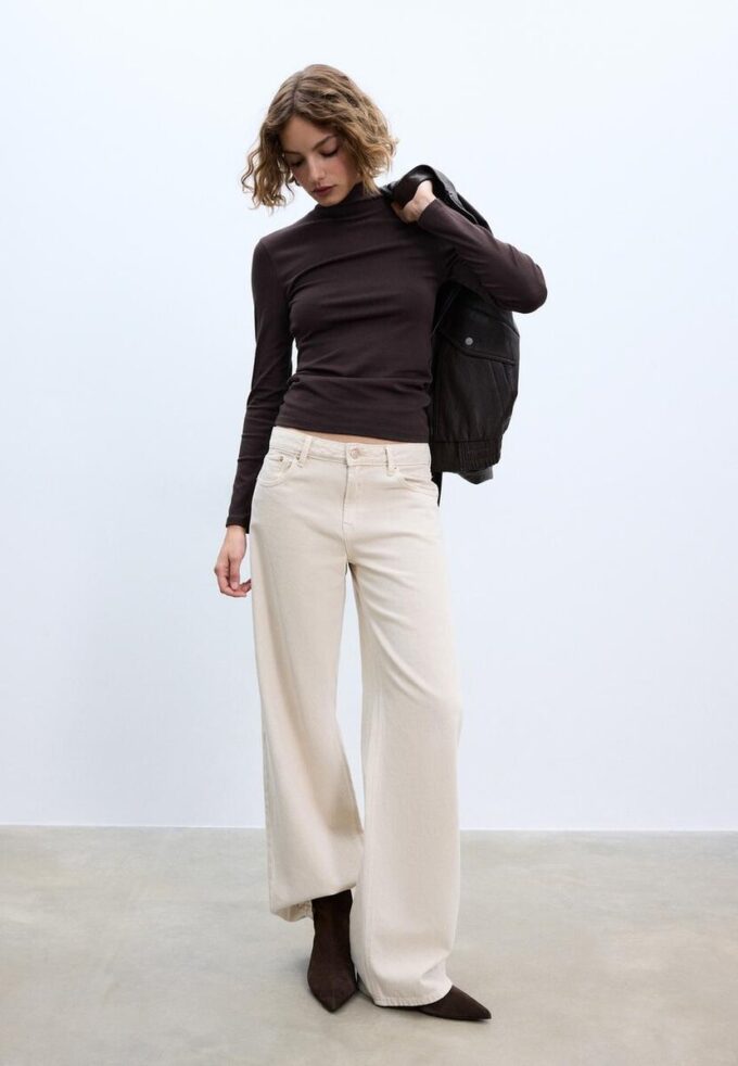 Basics T-Shirt mit hohem Kragen