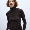 Basics T-Shirt mit hohem Kragen