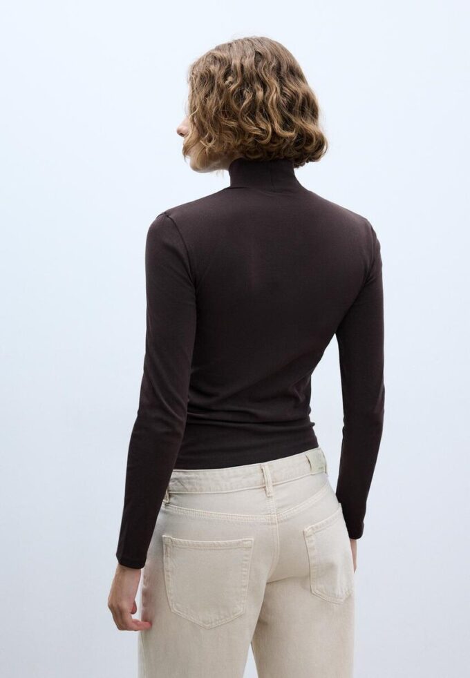 Basics T-Shirt mit hohem Kragen