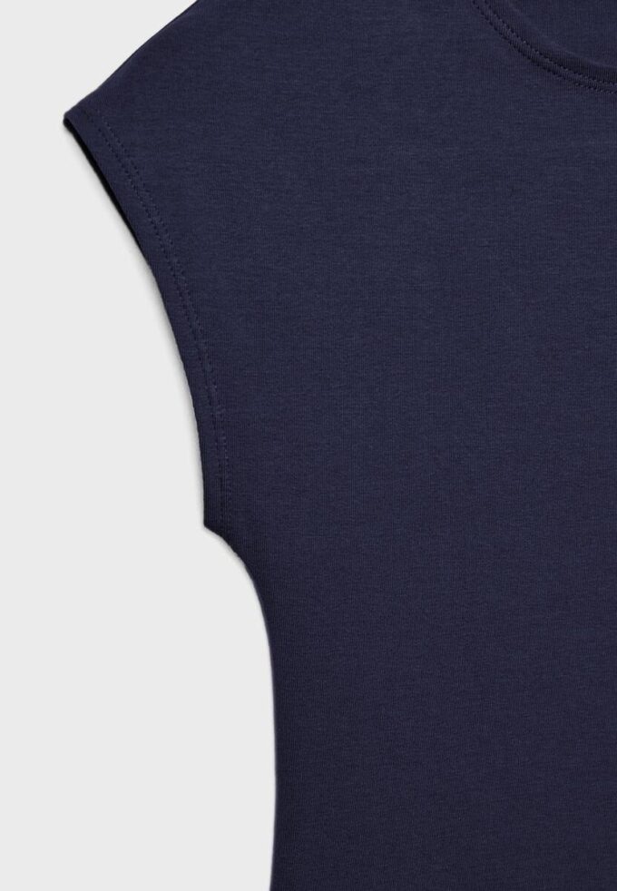 Basics tailliertes Crop-T-Shirt