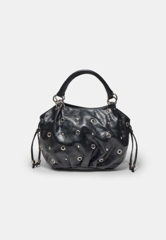 Beuteltasche mit Ösenverzierung