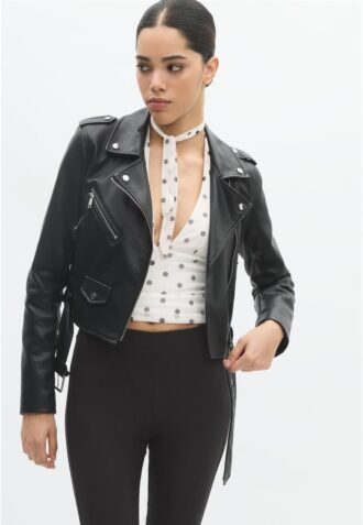 Bikerjacke aus Kunstleder mit Gürtel