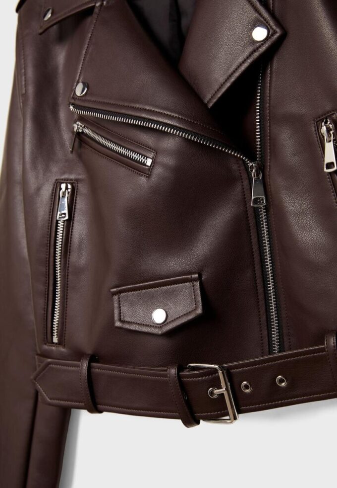 Bikerjacke aus Kunstleder mit Gürtel