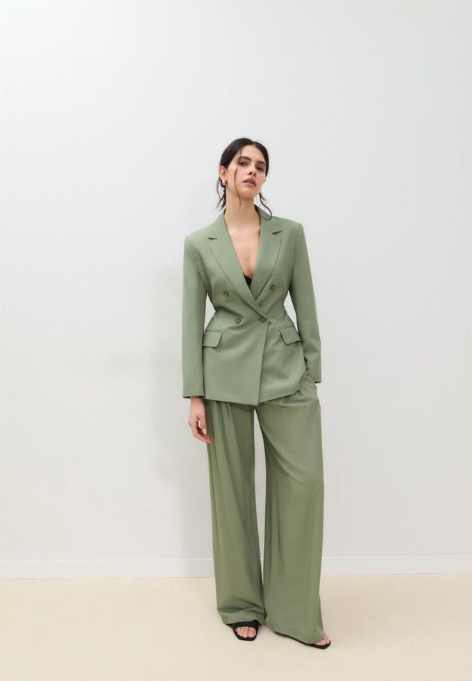 Blazer mit Gürtel Blazer mit Gürtel