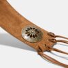 Breiter Gürtel mit Rosette und Fransen