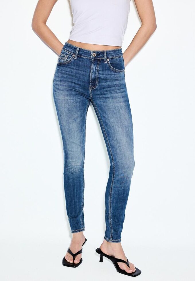 D07 High-Waist-Jeans D07 High-Waist-Jeans