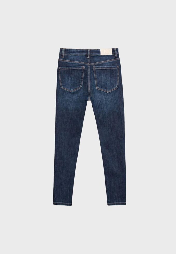 D07 Skinny-Jeans mit normaler Leibhöhe D07 Skinny-Jeans mit normaler Leibhöhe