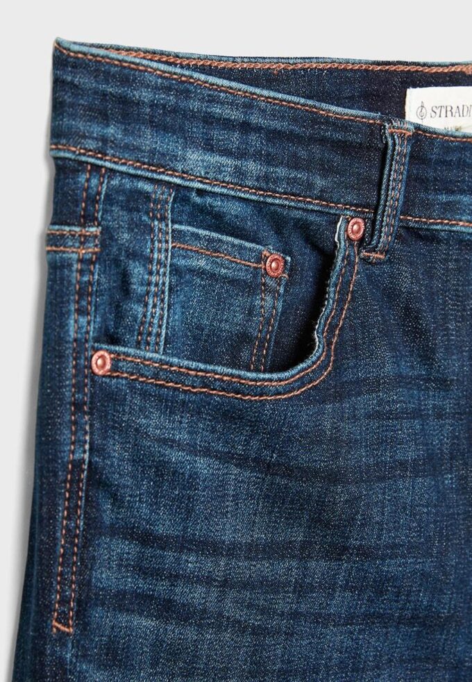D07 Skinny-Jeans mit normaler Leibhöhe D07 Skinny-Jeans mit normaler Leibhöhe