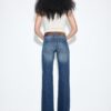 D68 Boot-Cut-Jeans mit Gürtel D68 Boot-Cut-Jeans mit Gürtel