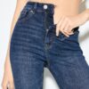 D74 Flared Jeans mit Schlitz D74 Flared Jeans mit Schlitz
