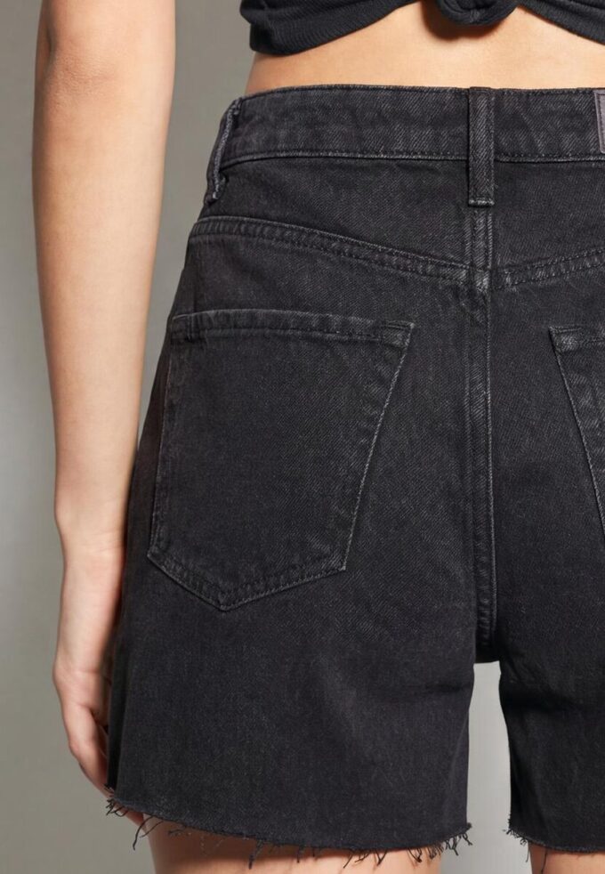 D93 Lange Jeans-Shorts
