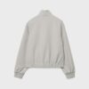 Daunenjacke mit hohem Kragen Daunenjacke mit hohem Kragen