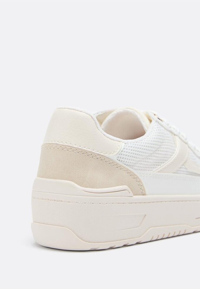 Durchbrochene Plateau-Sneaker