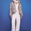 Einfache Daunenjacke mit Kapuze Einfache Daunenjacke mit Kapuze