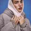 Einfache Daunenjacke mit Kapuze Einfache Daunenjacke mit Kapuze