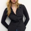 Einfaches, figurbetontes Basics-Hemd Einfaches, figurbetontes Basics-Hemd
