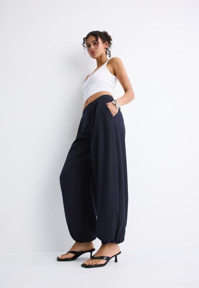 Elegante Hose im Balloon Fit-Schnitt Elegante Hose im Balloon Fit-Schnitt