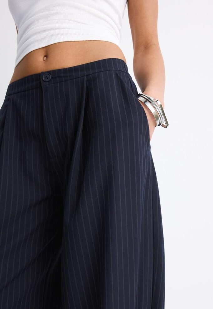Elegante Hose im Balloon Fit-Schnitt Elegante Hose im Balloon Fit-Schnitt