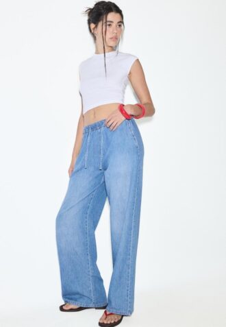 Fließende Denim-Hose mit Kordelzug