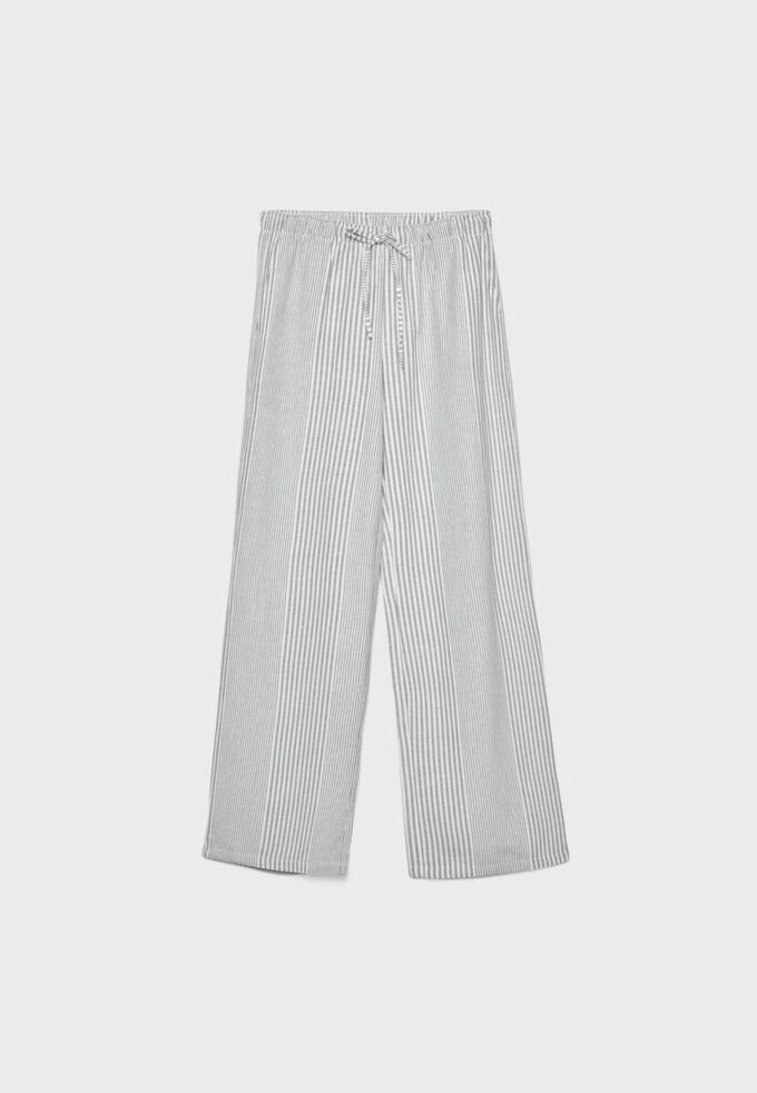 Fließende, gestreifte Leinen-Mischung-Hose