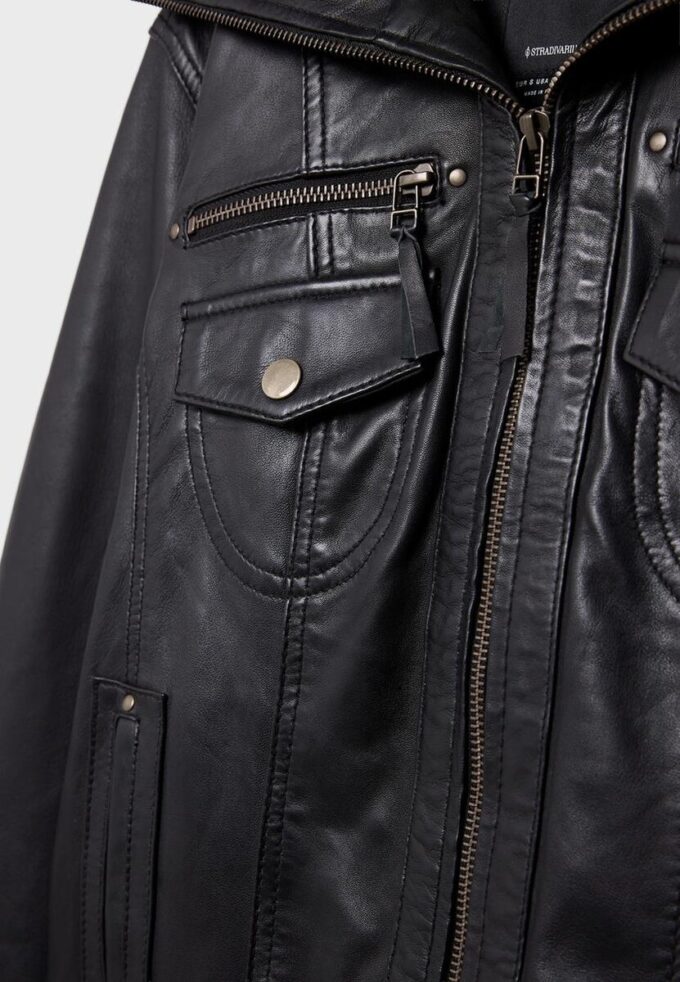 Gerippte Lederjacke Gerippte Lederjacke