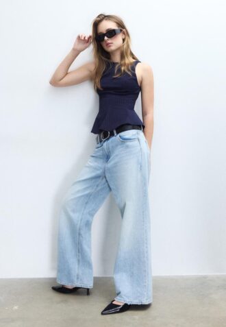 Gestreiftes, ärmelloses Peplum-Oberteil Gestreiftes, ärmelloses Peplum-Oberteil