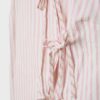 Halterneck-Oberteil im Qipao-Stil mit halbgeknittertem Knoten