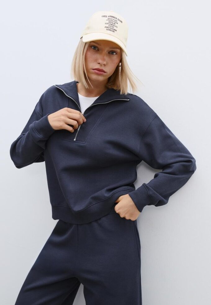 Hochgeschlossenes Sweatshirt mit Reißverschluss