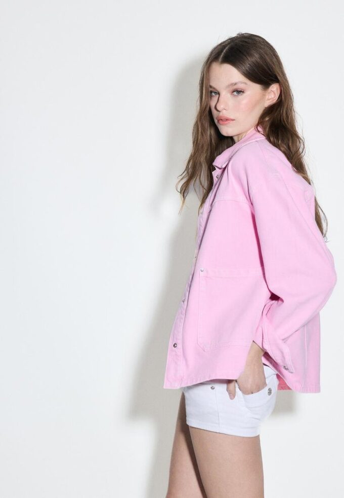 Jacke mit aufgesetzten Taschen Jacke mit aufgesetzten Taschen
