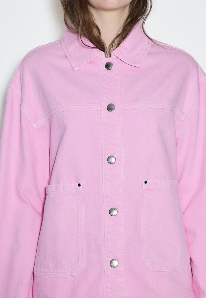 Jacke mit aufgesetzten Taschen Jacke mit aufgesetzten Taschen