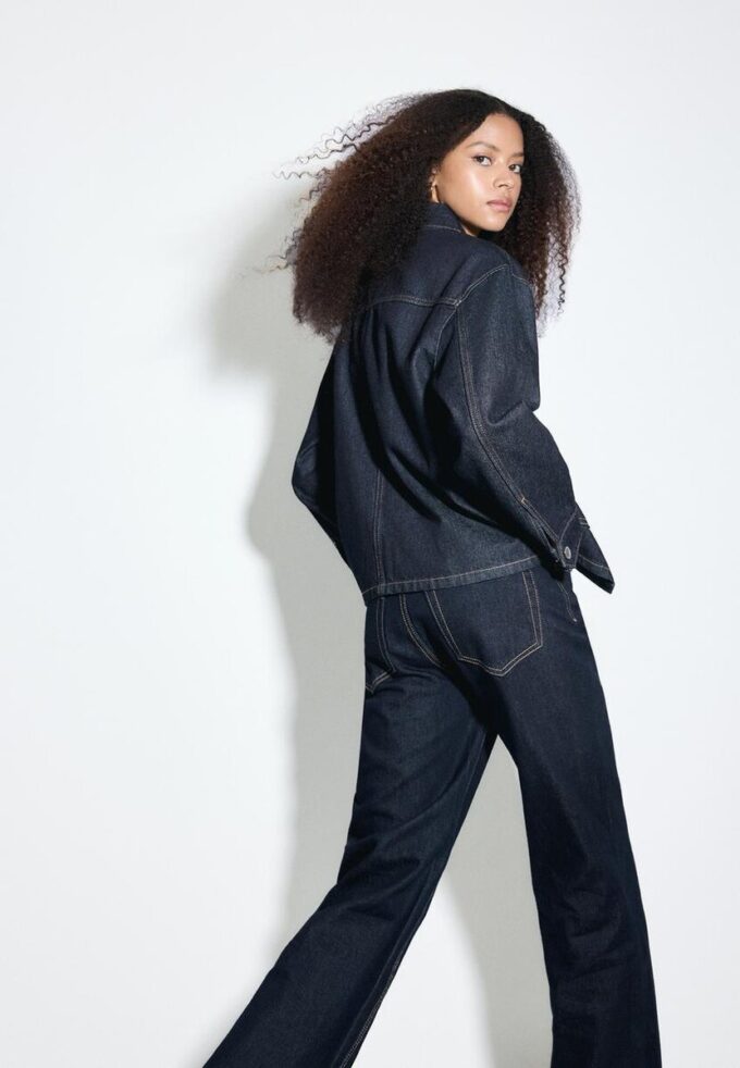 Jeansjacke mit Taschen Jeansjacke mit Taschen